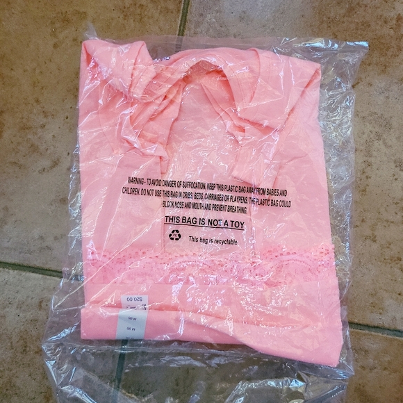 ๐50% OFF - NWTโผ๏ธ SO brand Lace-trim "Be True To You" Graphic Tee - Picture 5 of 7